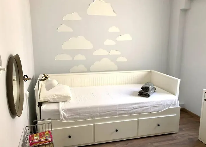 Beautiful And Renovated In The Center *